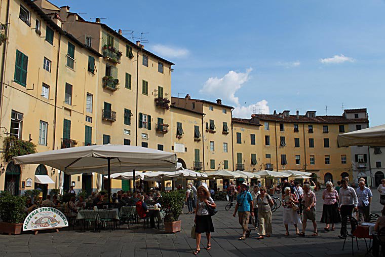 Piazza Anfiteatro