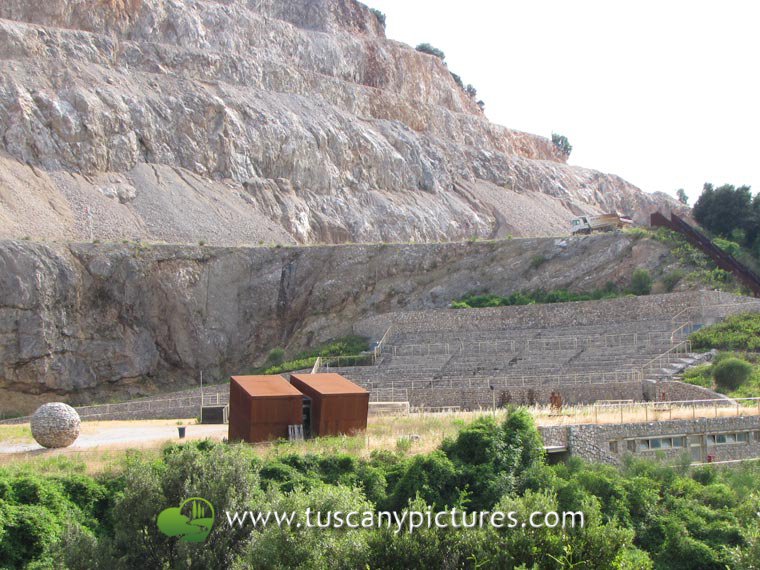 The Theater of the Rocks