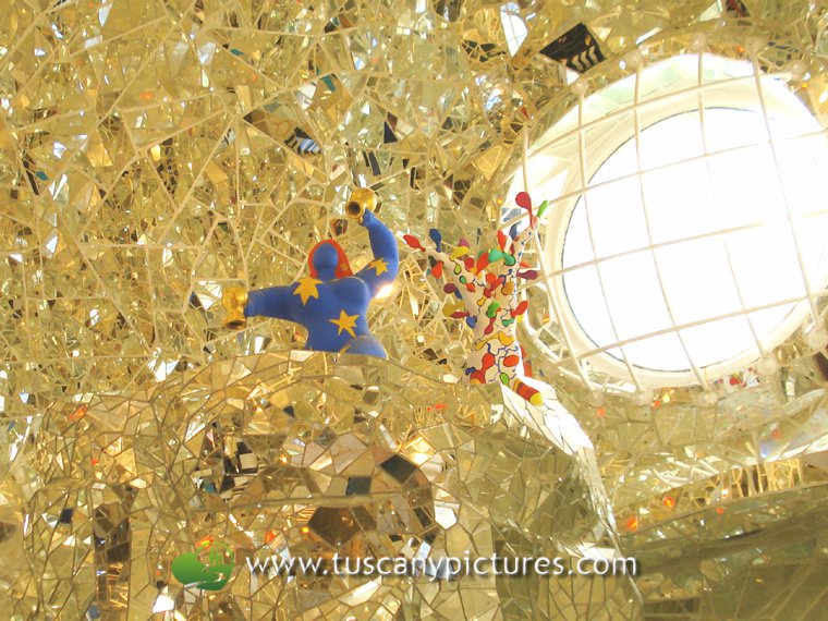 The Star inside the Empress