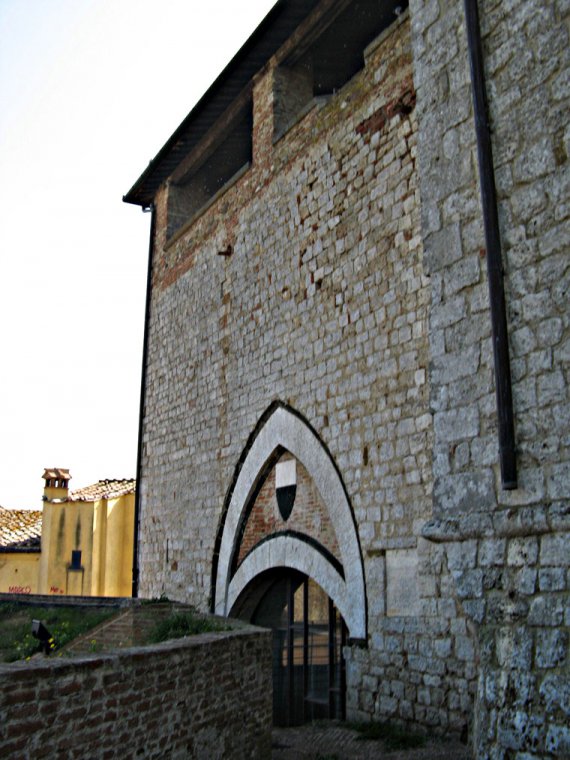 Medicean walls