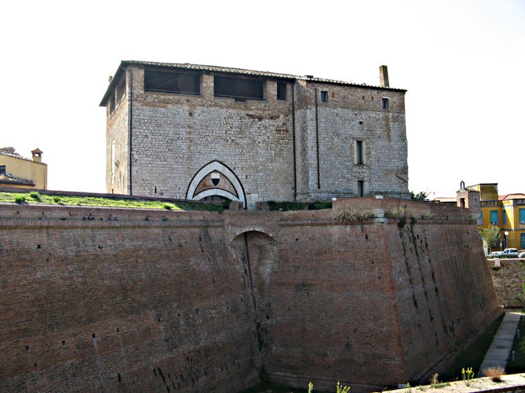 Medicean walls