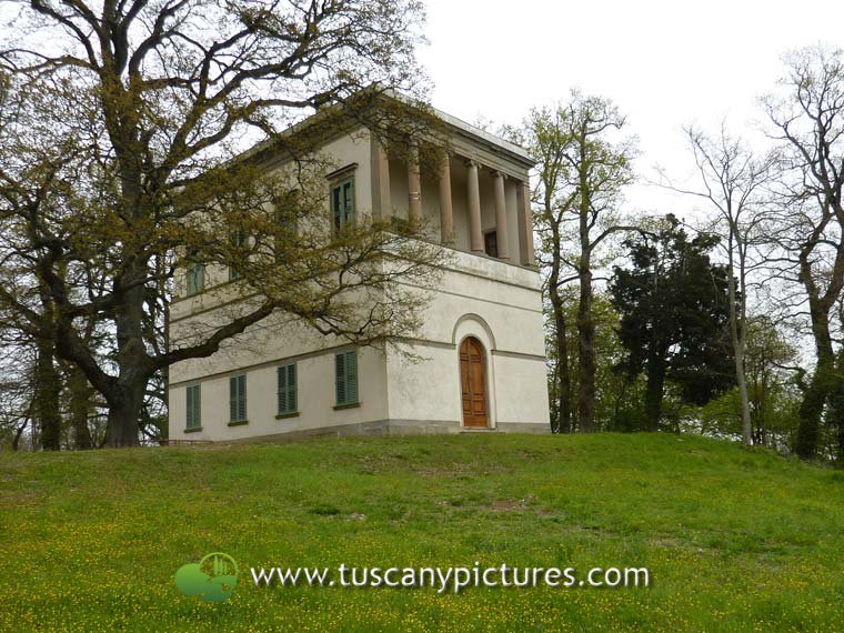 The Neoclassical Lodge of Montili