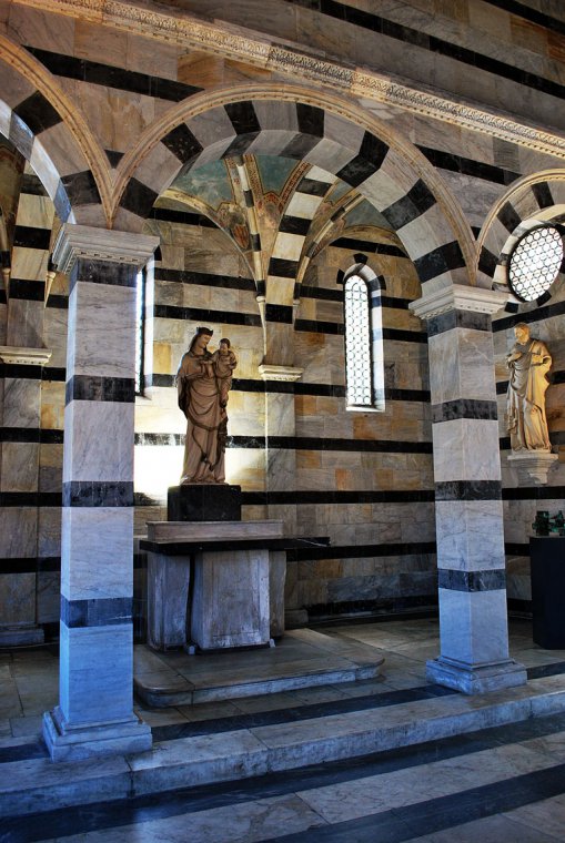Pisa, Maria della Spina