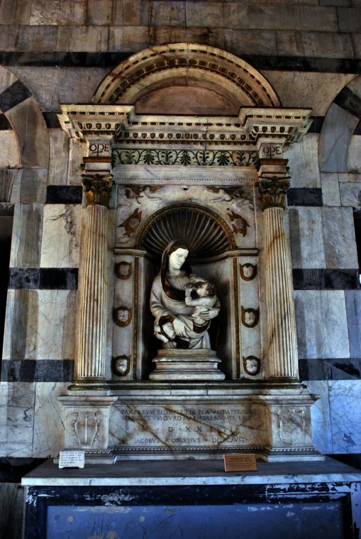 Pisa, Maria della Spina