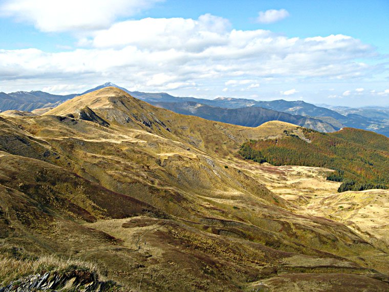Scaffaiolo Lake and Appennines