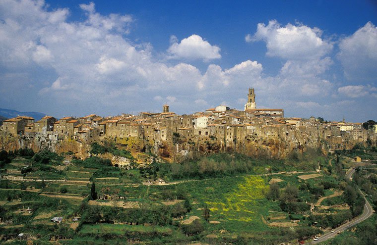 Pitigliano